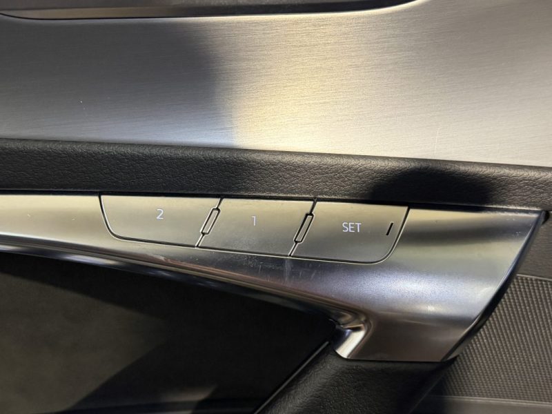 AUDI A6 AVANT V6 3.0 TDI 231cv TIPTRONIC8 QUATTRO - Toit ouvrant - Sièges chauffants - Car play  