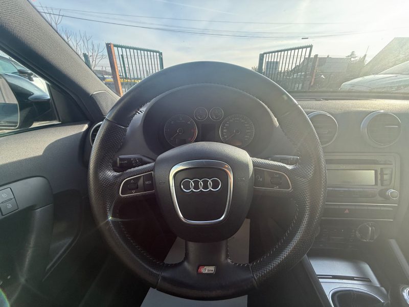 AUDI A3 PHASE 2 SPORTBACK S LINE 2.0 TDI 140CV 1ER MAIN 2011