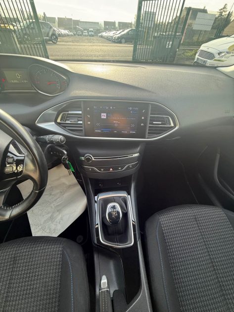 PEUGEOT 308 PHASE  2 STYLE - 1.5 HDI 130CV 16V TURBO  2020