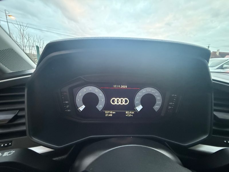 AUDI A1 PHASE 2 SPORTBACK 1.0 TFSI 95CV BOITE AUTOMATIQUE 2022