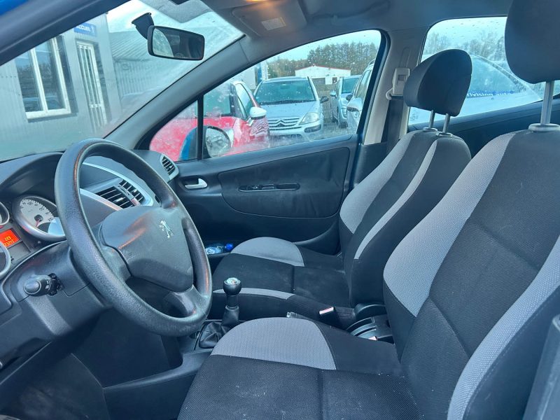 PEUGEOT 207 1.4 TENDANCE 2007