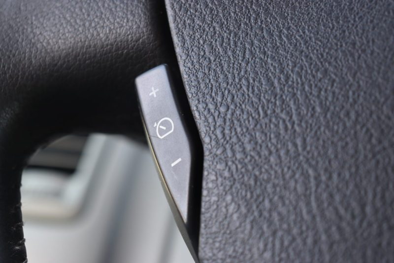 OPEL VIVARO TOUR 2.5 CDTI 145 COSMO 7 PLACES 