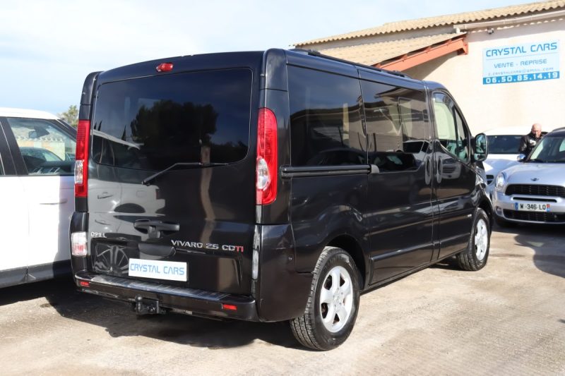 OPEL VIVARO TOUR 2.5 CDTI 145 COSMO 7 PLACES 