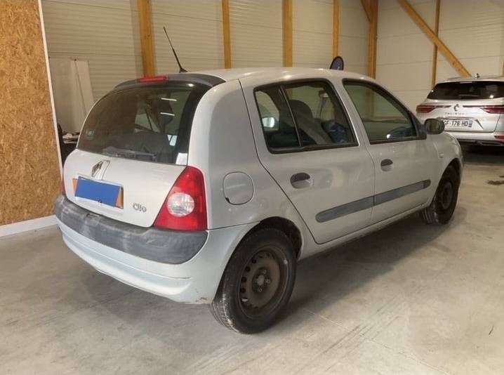 RENAULT CLIO AUTHENTIQUE 1.5 DCI 