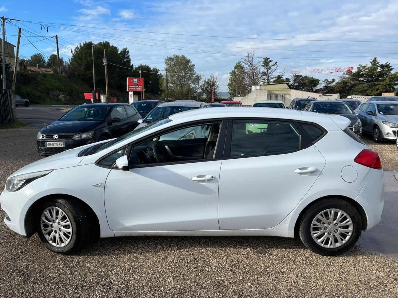 KIA CEE-D 2 1.4 CRDI - 16V TURBO 2014