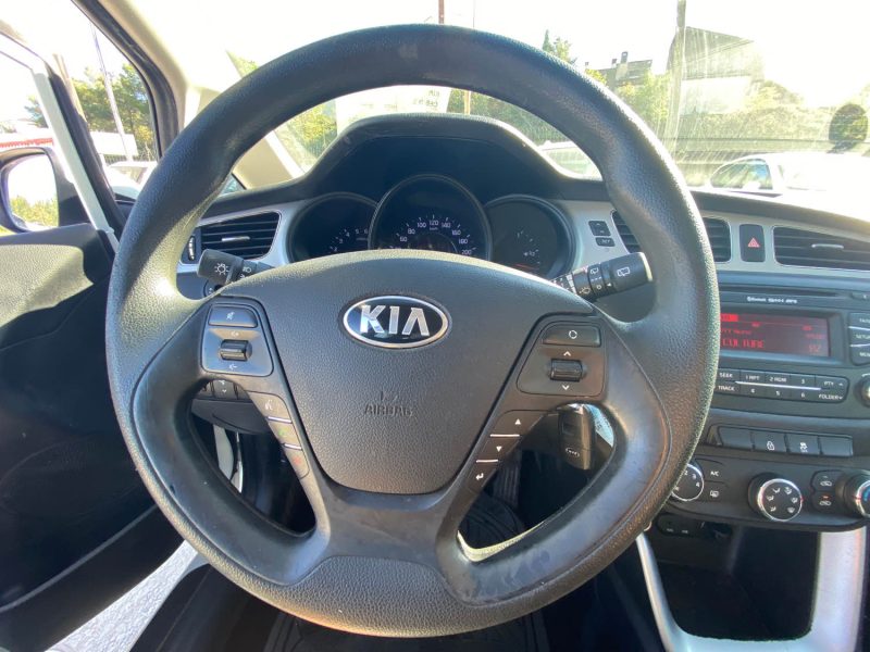 KIA CEE-D 2 1.4 CRDI - 16V TURBO 2014