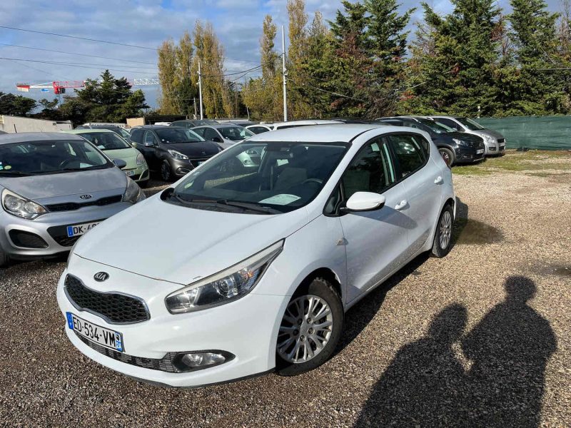 KIA CEE-D 2 1.4 CRDI - 16V TURBO 2014