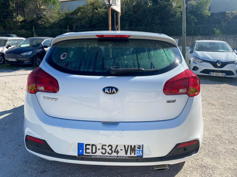 KIA CEE-D 2 1.4 CRDI - 16V TURBO 2014
