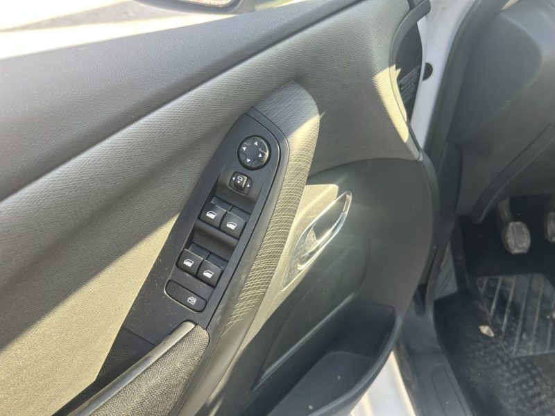 CITROËN C4 PICASSO II 1.6 HDI / BLUEHDI 115 2014