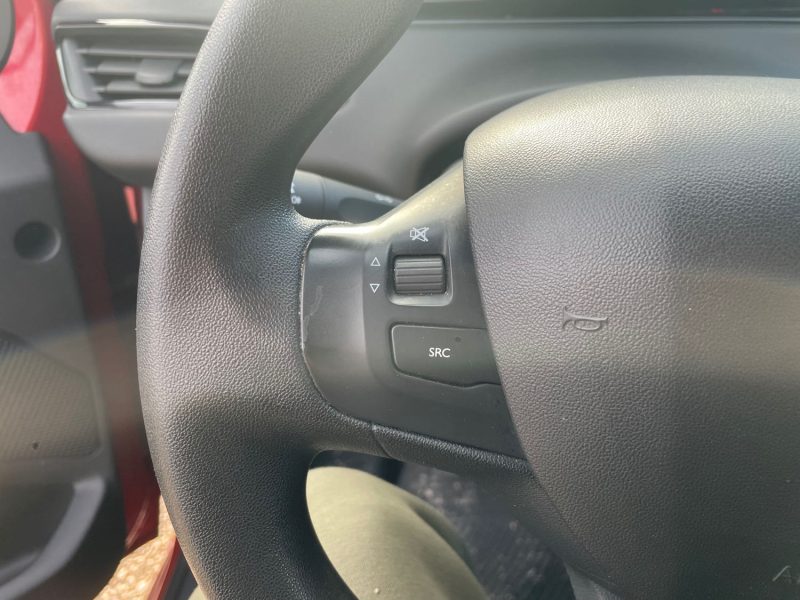 PEUGEOT 208 1.6 BLUEHDI 100CH ALLURE 5P 2017