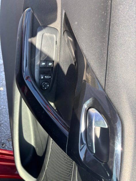PEUGEOT 208 1.6 BLUEHDI 100CH ALLURE 5P 2017