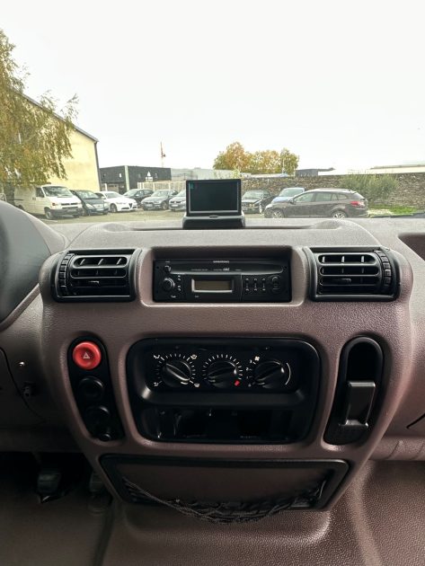 RENAULT MASTER II FOOD TRUCK 2.5d 