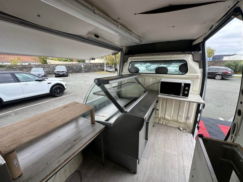 RENAULT MASTER II FOOD TRUCK 2.5d 