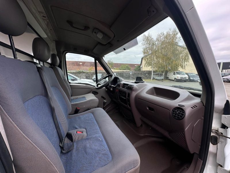 RENAULT MASTER II FOOD TRUCK 2.5d 