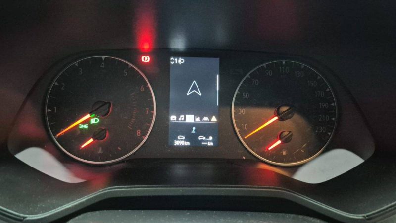 RENAULT CLIO 1.0 TCE 90CH EVOLUTION/1 ERE MAIN/EXPORT 12990 HT