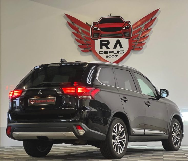 MITSUBISHI OUTLANDER 2.2 DI-D 150CH DIAMOND EDITION 