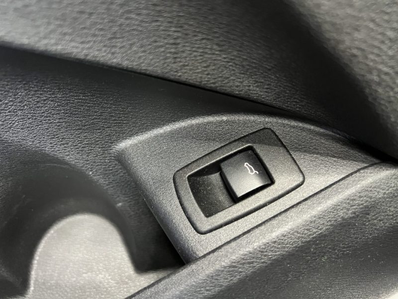 BMW X1 18D 150ch M Sport 2018 - 119 900km - Toit ouvrant - Suivi complet