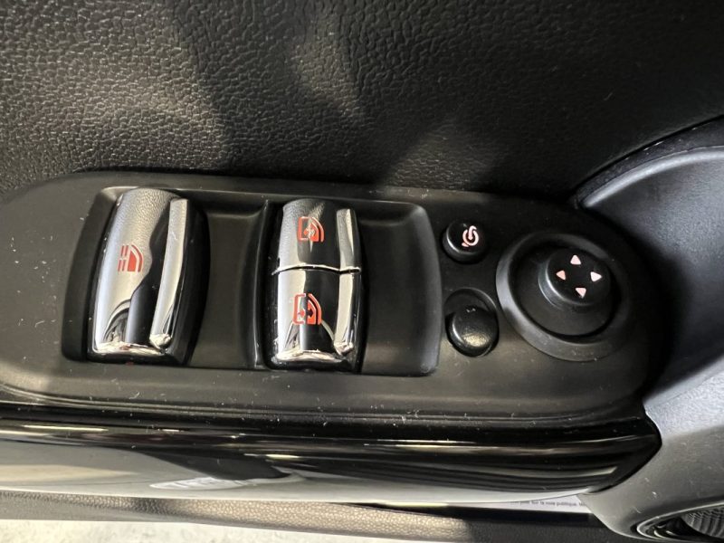 MINI COOPER 136CH CABRIOLET (F57 LCI II) EDITION PREMIUM PLUS BVA7 1ÈRE MAIN / TRÈS BON ÉTAT GÉNÉRAL