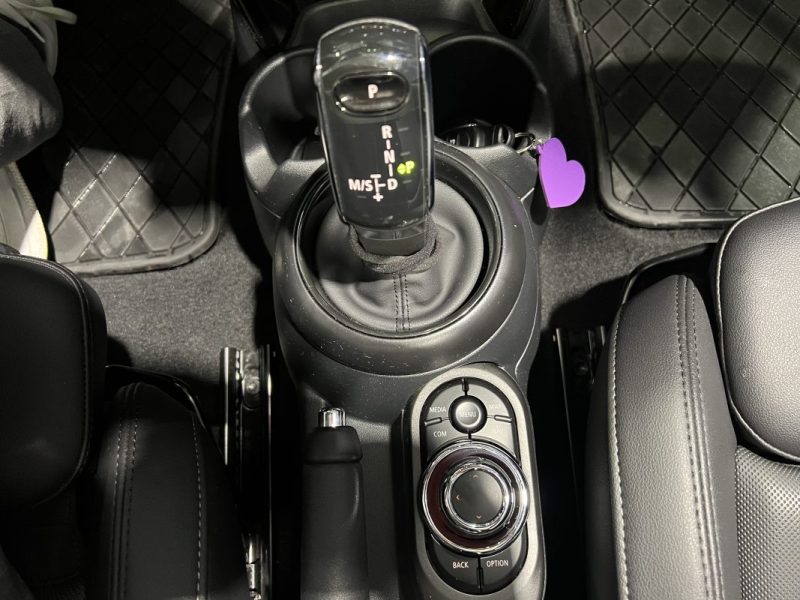 MINI COOPER 136CH CABRIOLET (F57 LCI II) EDITION PREMIUM PLUS BVA7 1ÈRE MAIN / TRÈS BON ÉTAT GÉNÉRAL