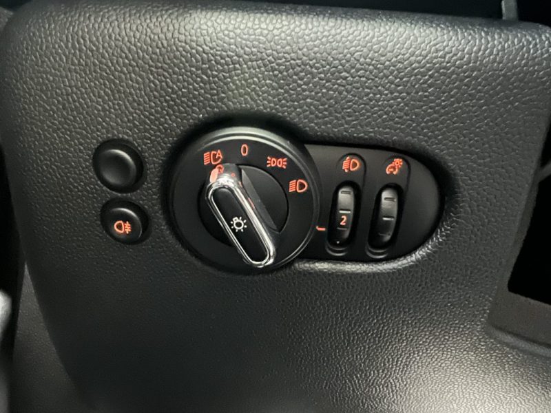 MINI COOPER 136CH CABRIOLET (F57 LCI II) EDITION PREMIUM PLUS BVA7 1ÈRE MAIN / TRÈS BON ÉTAT GÉNÉRAL