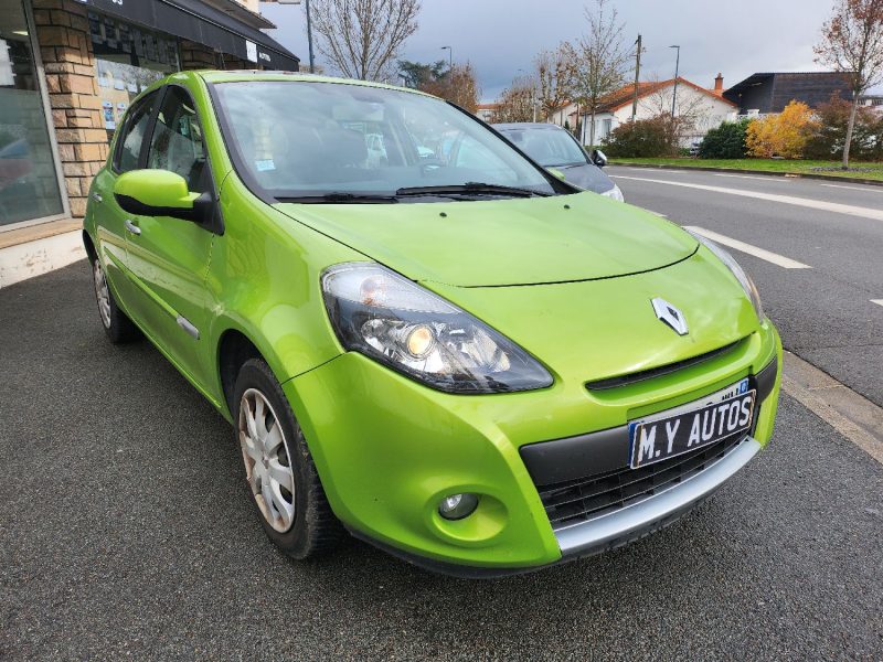 RENAULT CLIO III (PH2) 1.2 101CH  
