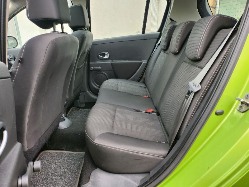 RENAULT CLIO III (PH2) 1.2 101CH  