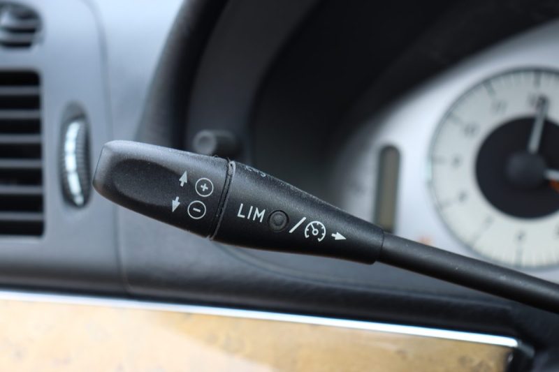 MERCEDES CLASSE E 280 V6 AVANTGARDE 7GTRO 