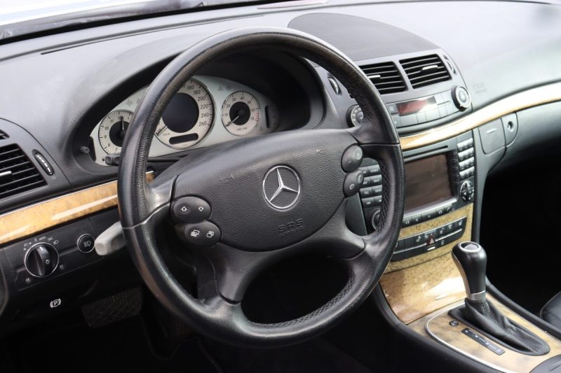 MERCEDES CLASSE E 280 V6 AVANTGARDE 7GTRO 