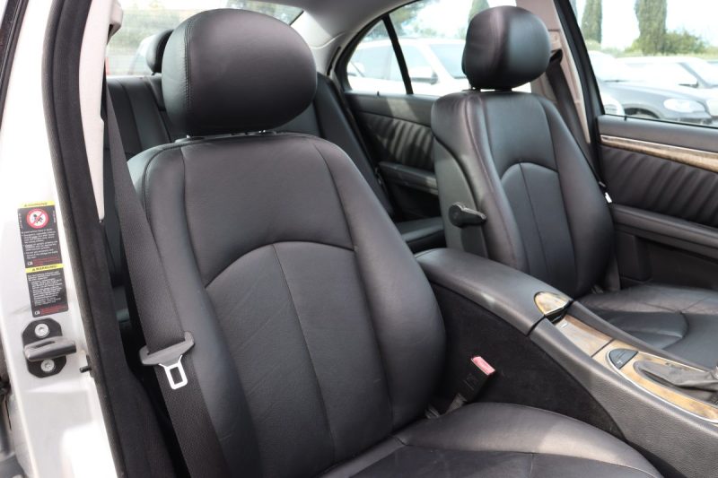 MERCEDES CLASSE E 280 V6 AVANTGARDE 7GTRO 