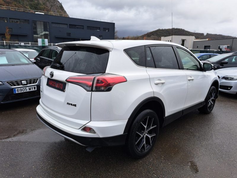TOYOTA RAV4 2.0 D-4D 143 CV DYNAMIQUE GPS ENTRETIEN COMPLET TOYOTA 2017