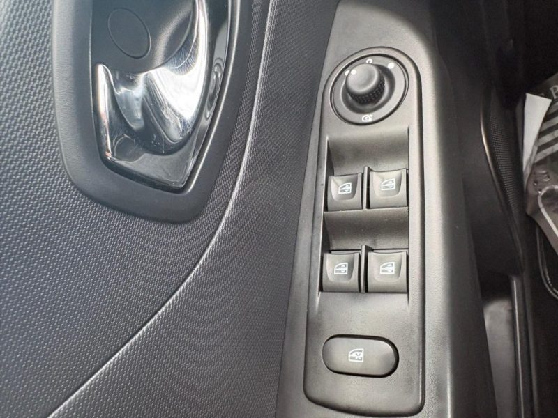 Captur 1.5 dCi 90ch 🚗 Clim ❄️ Radar recul 🔊 Reprise 🔄 Garantie 6 mois ✅