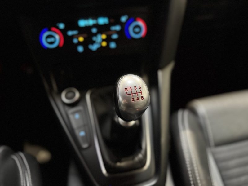 FORD FOCUS ST 2.0 ECOBOOST 250CH - SUIVI D'ENTRETIEN COMPLET 