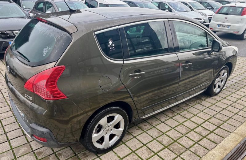 PEUGEOT 3008 1.6 HDI 16V 110 CONFORT PACK BMP6 BLUE LION PREMIUM PACK  2010