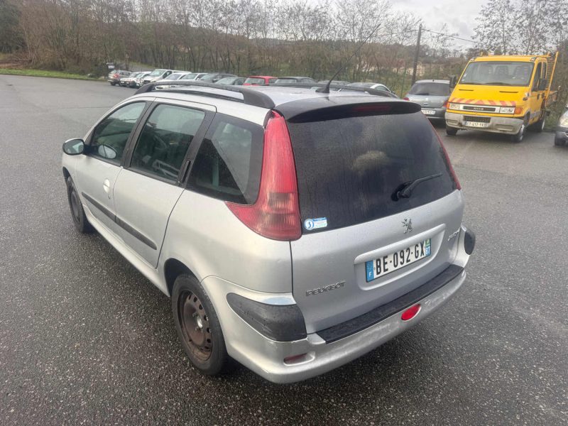 PEUGEOT 206 1.4 HDI 70CV VENDU EN CONTRE VISITE