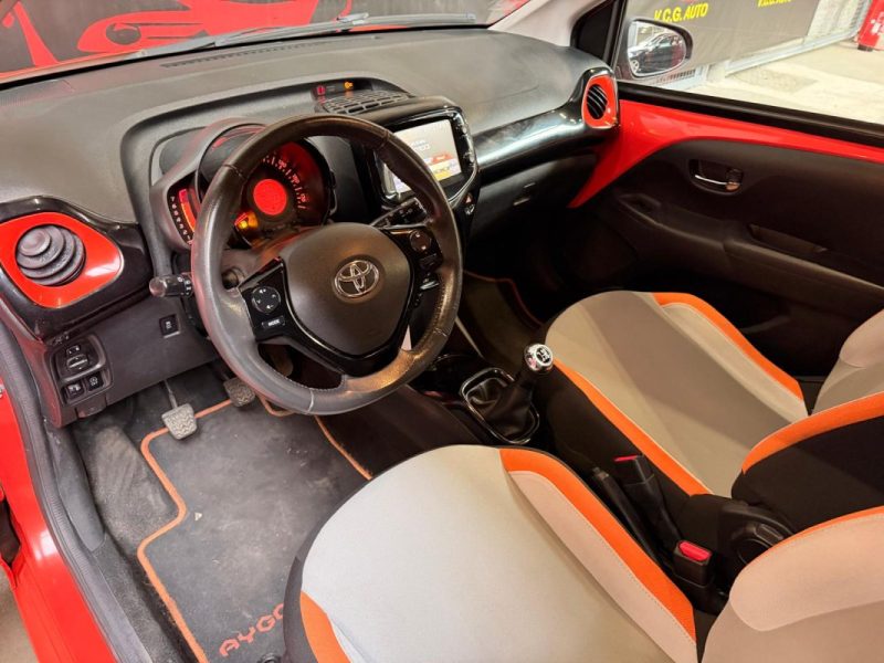 TOYOTA AYGO 1.0 VVT-i 69ch Stop&Start X-Play 