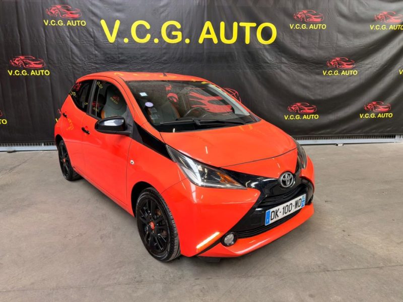 TOYOTA AYGO 1.0 VVT-i 69ch Stop&Start X-Play 
