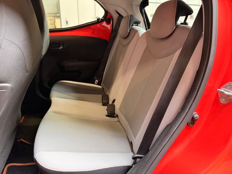 TOYOTA AYGO 1.0 VVT-i 69ch Stop&Start X-Play 