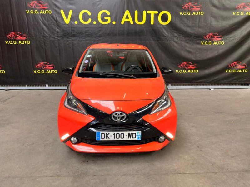TOYOTA AYGO 1.0 VVT-i 69ch Stop&Start X-Play 
