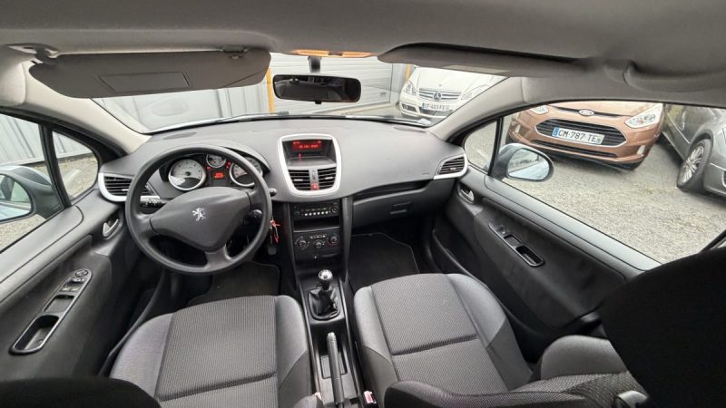 PEUGEOT 207 1.6 HDI 90  Garantie