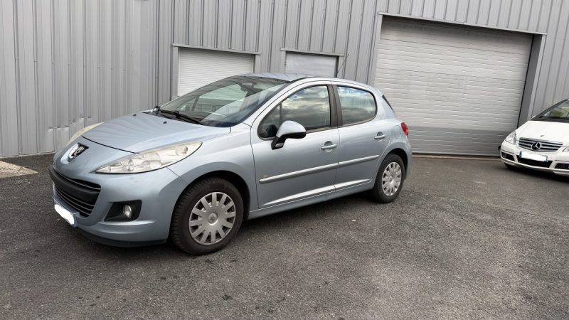 PEUGEOT 207 1.6 HDI 90  Garantie