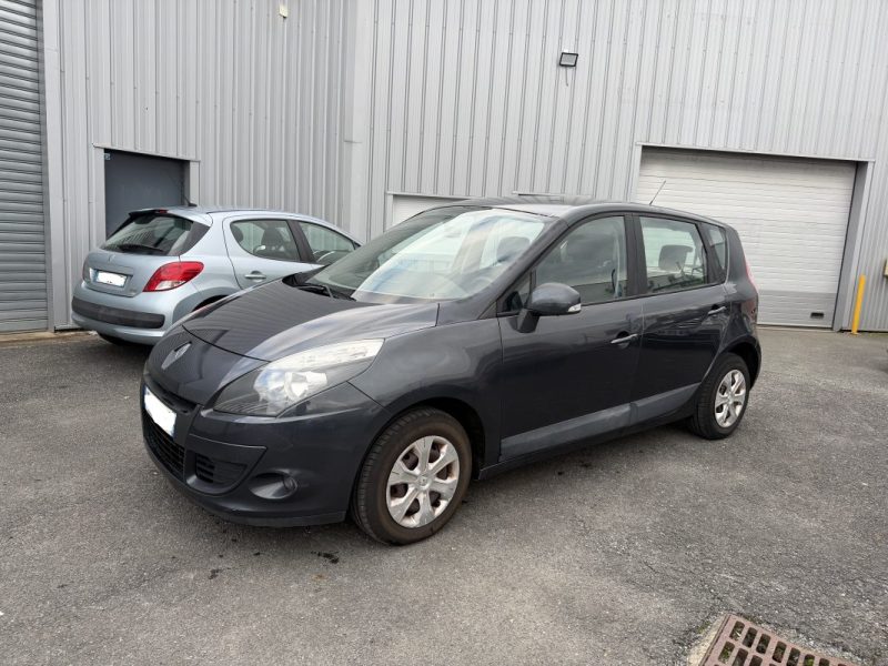 RENAULT SCENICIII 1.5 DCI 110CH FAP AUTHENTIQUE Garantie