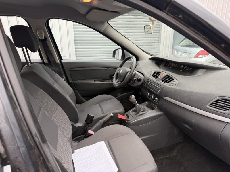 RENAULT SCENICIII 1.5 DCI 110CH FAP AUTHENTIQUE Garantie