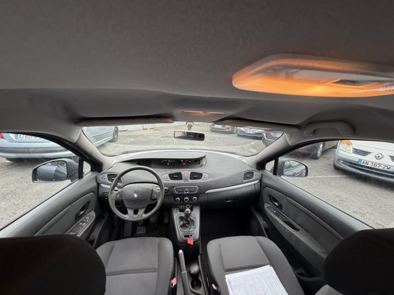 RENAULT SCENICIII 1.5 DCI 110CH FAP AUTHENTIQUE Garantie