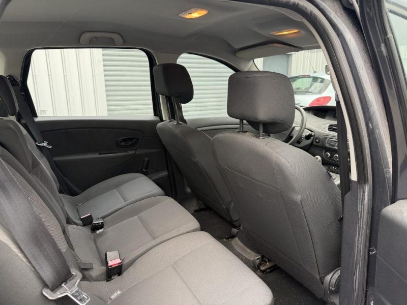 RENAULT SCENICIII 1.5 DCI 110CH FAP AUTHENTIQUE Garantie