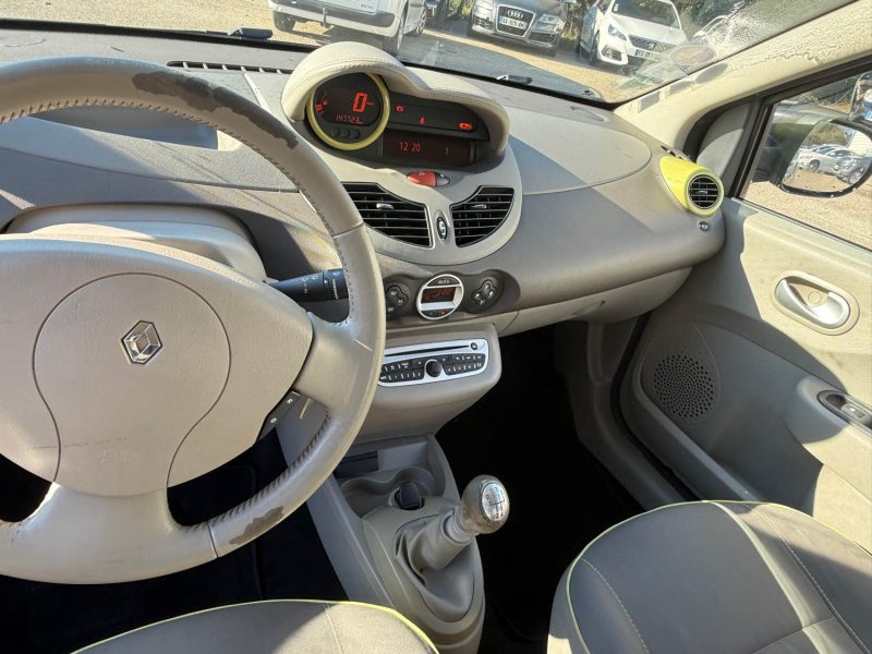 RENAULT TWINGO II 1.2 LEV 16V 75CH AUTHENTIQUE ECO² 2011
