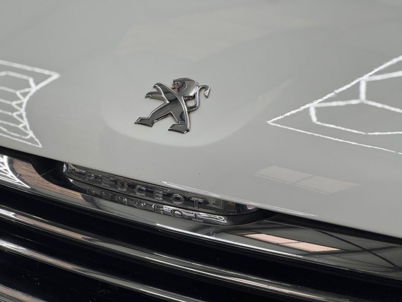 PEUGEOT 2008 1.6 E-HDI 92ch ALLURE GRIP CONTROL 1ERE MAIN GARANTIE 12 MOIS HISTORIQUE COMPLET  🇨🇵