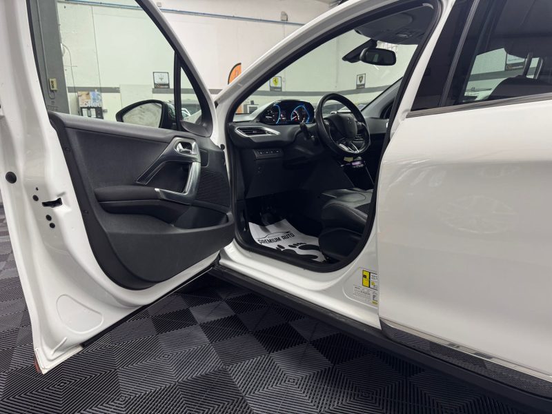 PEUGEOT 2008 1.6 E-HDI 92ch ALLURE GRIP CONTROL 1ERE MAIN GARANTIE 24 MOIS HISTORIQUE COMPLET  🇨🇵