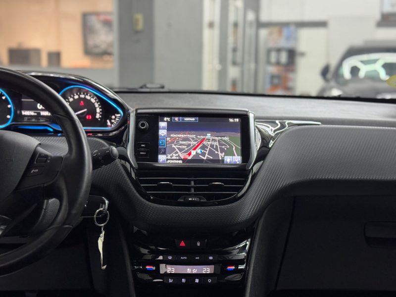 PEUGEOT 2008 1.6 E-HDI 92ch ALLURE GRIP CONTROL 1ERE MAIN GARANTIE 24 MOIS HISTORIQUE COMPLET  🇨🇵