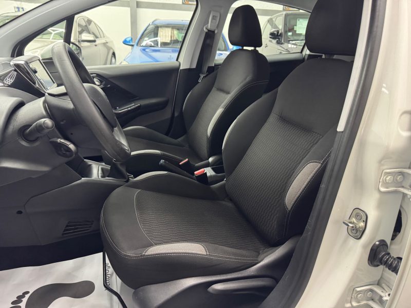 PEUGEOT 208 1.6 BLUE HDI 75ch ACTIVE GARANTIE 12 MOIS 2EME MAIN HISTORIQUE COMPLET 🇨🇵