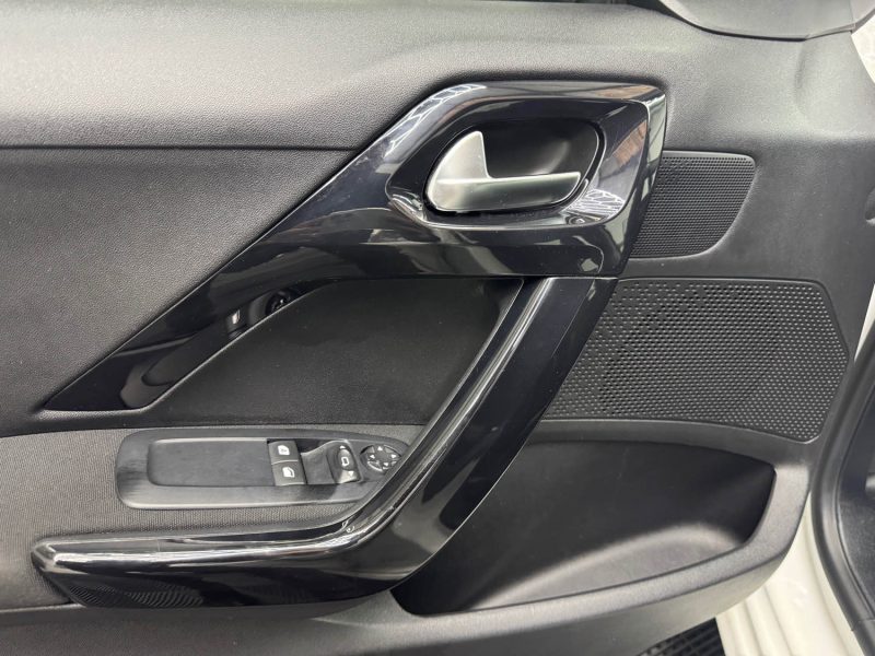 PEUGEOT 208 1.6 BLUE HDI 75ch ACTIVE GARANTIE 12 MOIS 2EME MAIN HISTORIQUE COMPLET 🇨🇵